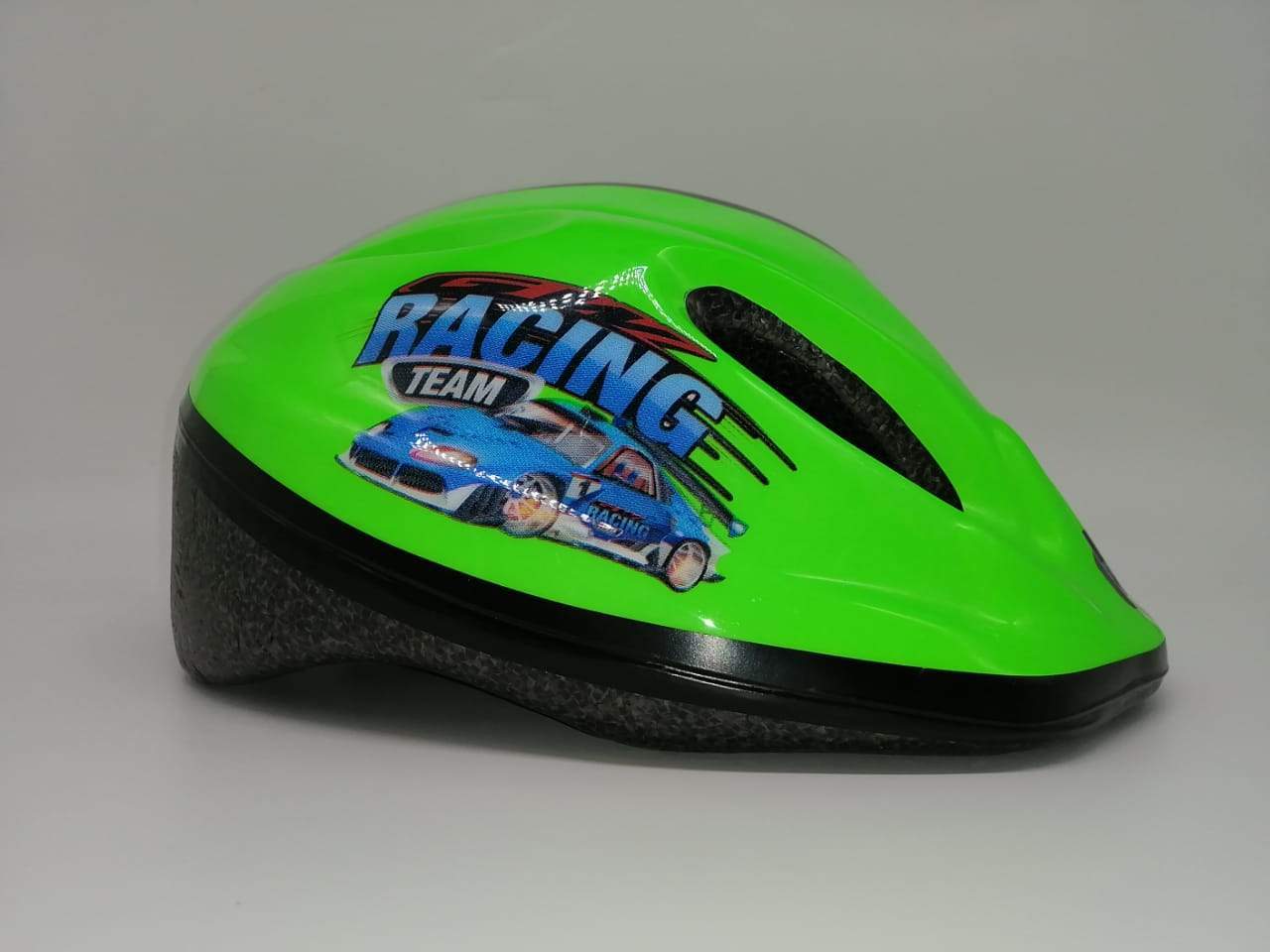 CASCO GW (RACING TEAM-PRINCESS STORY-BUGS-SPACE FIGHTERS) INFANTIL