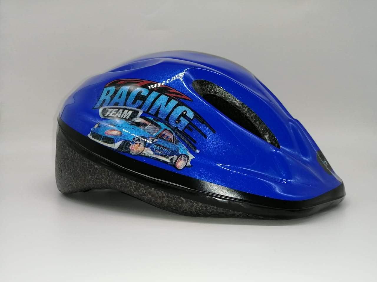 CASCO GW (RACING TEAM-PRINCESS STORY-BUGS-SPACE FIGHTERS) INFANTIL