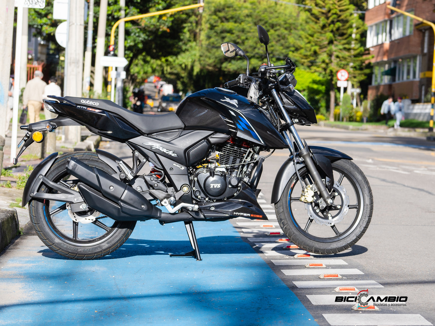 MOTO TVS APACHE RTR  160 4V XCONNECT